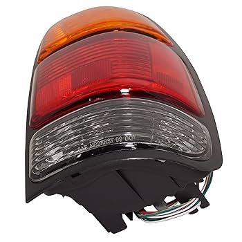初代タンドラ　2000年式　純正テールライト Amazon.co.jp: AmeriLite 2000-2006 トヨタ タンドラ ダブル